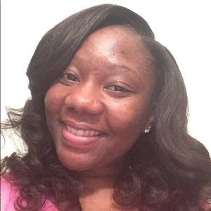 Meet your Posher, Carissa